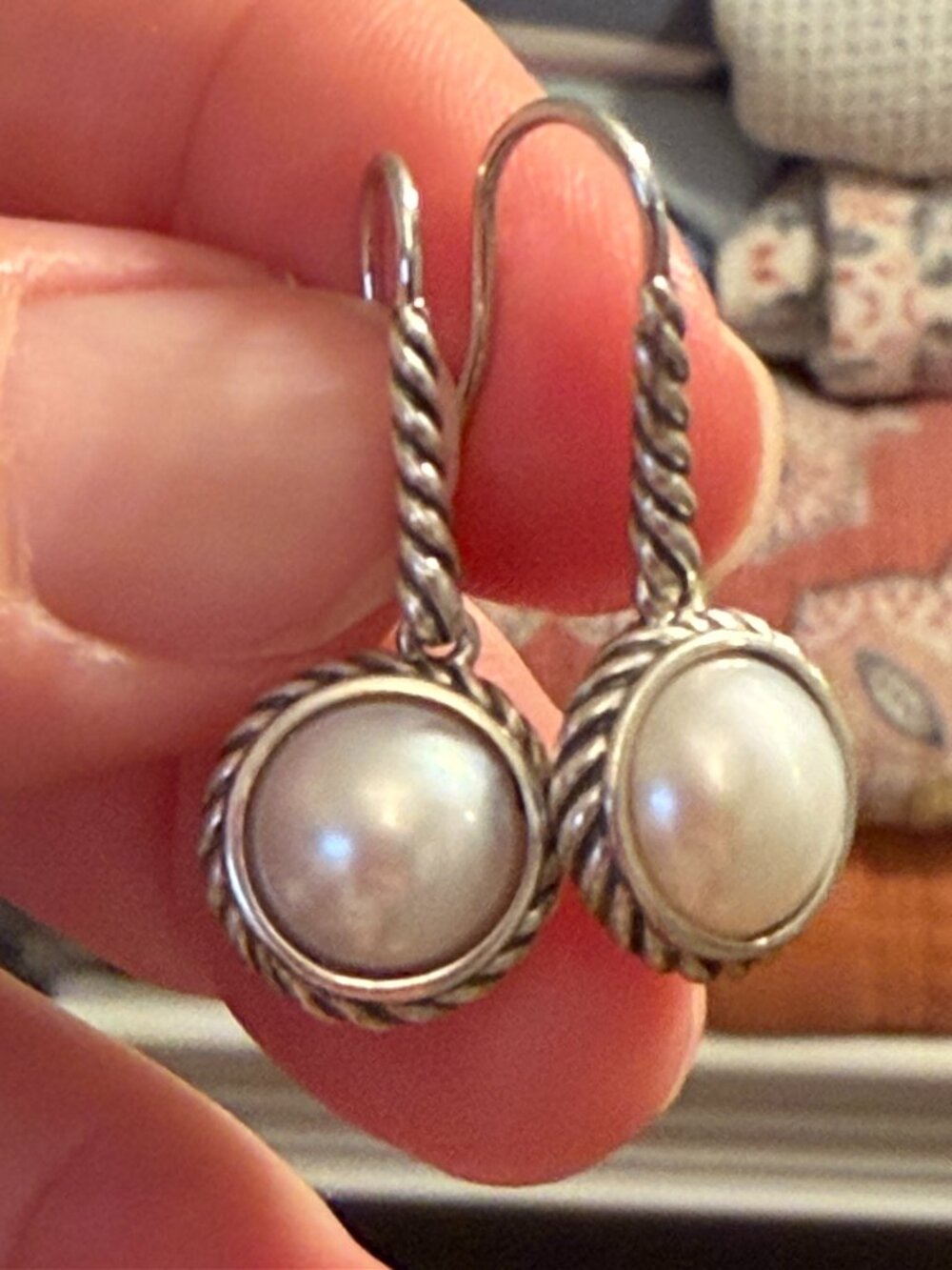 Authentic David Yurman Sterling Silver 10mm Mabe Pearl Cable Drop Earrings